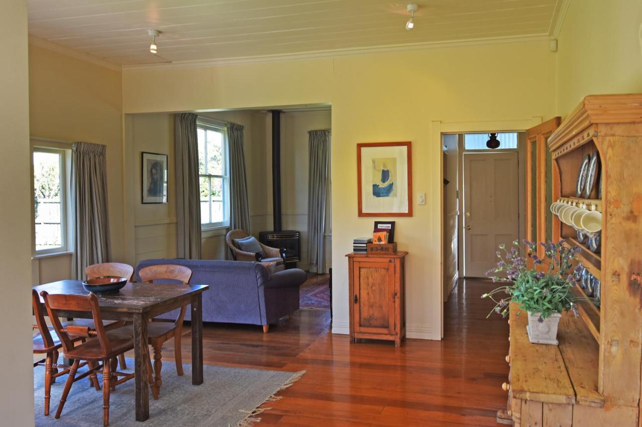 Villa The Vicarage Martinborough Esterno foto